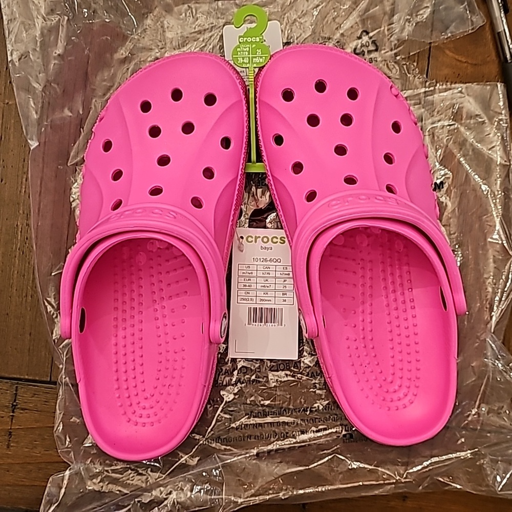 CROCS Baya Electric Pink